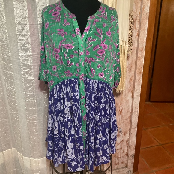 Anthropologie Boho Button Up Top M - Picture 5 of 9